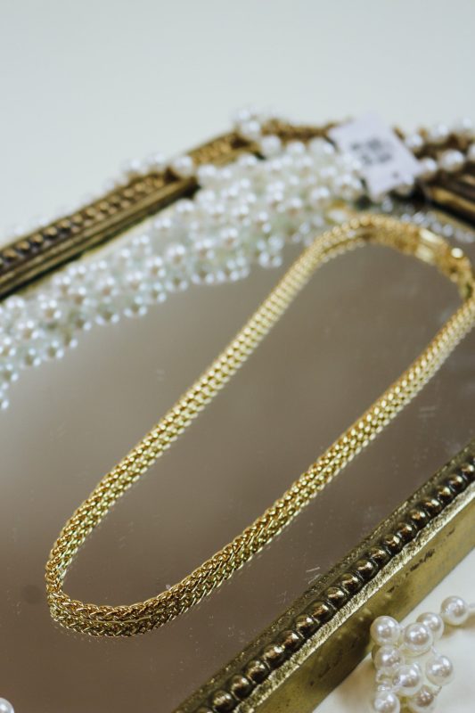 Gold Knotted Necklace Mini - Water Resistant