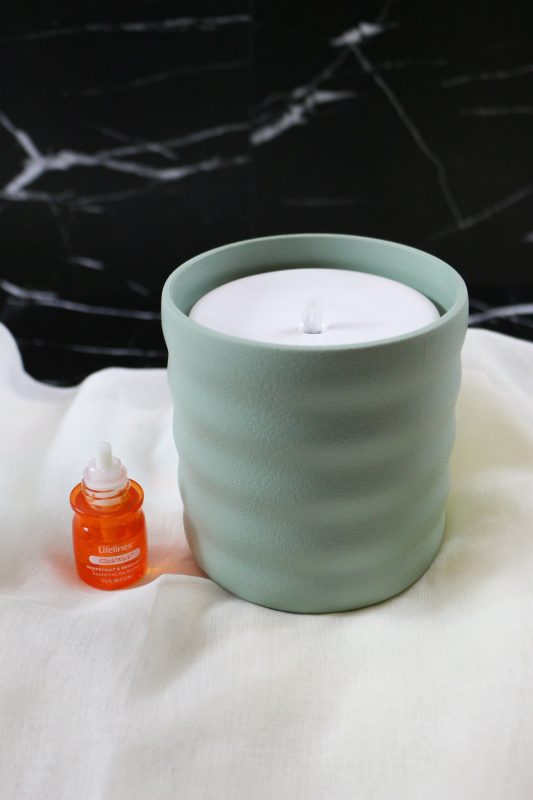 Lifelines Green Flameless Candle Diffuser & Oil Set