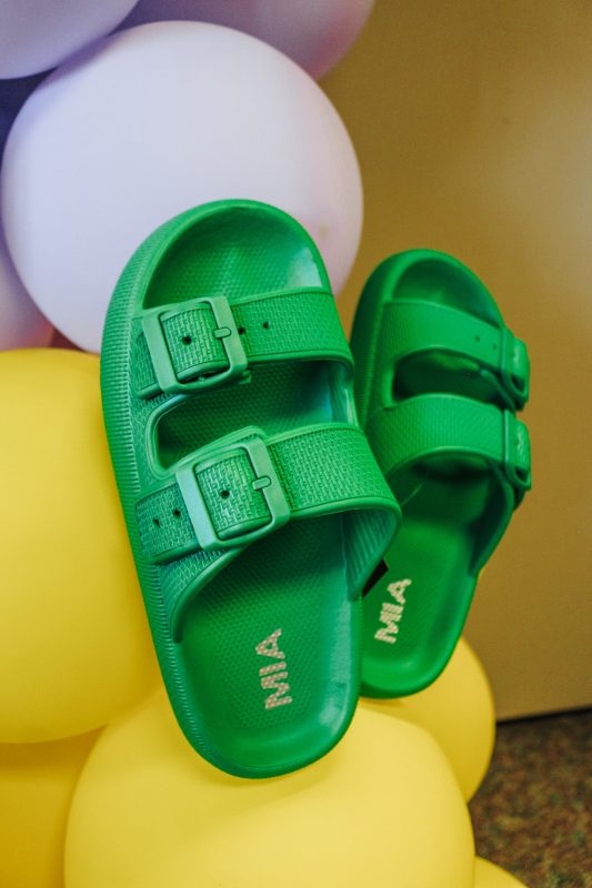 Libbie Grassy Green Sandals MIA
