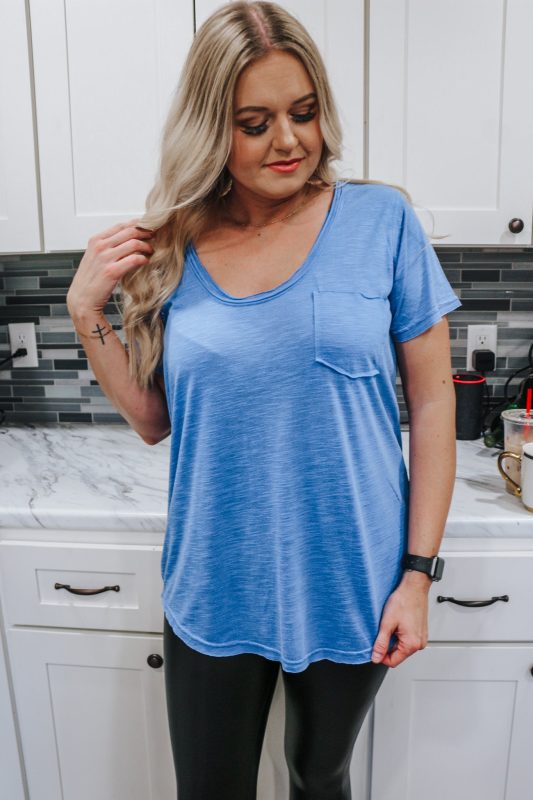 Last Minute Look Marine Blue Top